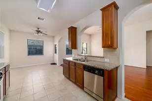 8814 Cedar Mound Ln, Houston, TX 77083 - Photo 9