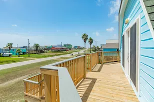 810 Surf Dr, Surfside Beach, TX 77541 - Photo 9