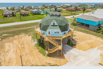 810 Surf Drive, Surfside Beach, TX 77541 - Photo 1