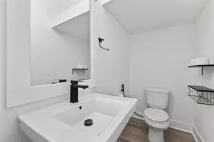 314 Neyland St, Houston, TX 77022 - Photo 15