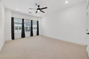 314 Neyland St, Houston, TX 77022 - Photo 29