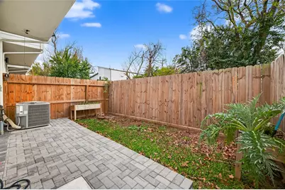 314 Neyland Street, Houston, TX 77022 - Photo 37