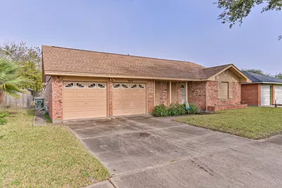 7010 Yucca Drive, Galveston, TX 77551 - Photo 1