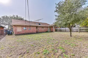 7010 Yucca Dr, Galveston, TX 77551 - Photo 29