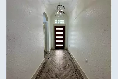 223 Laurel Street, Lake Jackson, TX 77566 - Photo 3