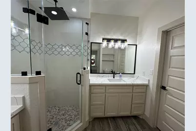 223 Laurel Street, Lake Jackson, TX 77566 - Photo 13