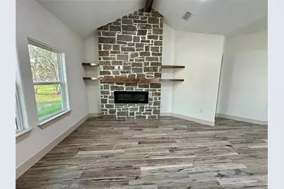 223 Laurel Street, Lake Jackson, TX 77566 - Photo 5