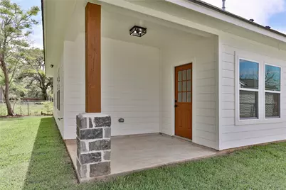 223 Laurel Street, Lake Jackson, TX 77566 - Photo 21