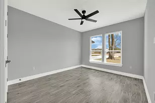 515 Fairfax Ln, Conroe, TX 77303 - Photo 23