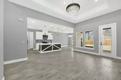 515 Fairfax Lane, Conroe, TX 77303 - Photo 9