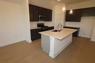 2203 Lone Bronco Blvd, Rosenberg, TX 77471 - Photo 3