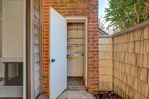 2829 Timmons Ln, Houston, TX 77027 - Photo 23