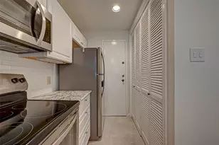 2829 Timmons Ln, Houston, TX 77027 - Photo 13