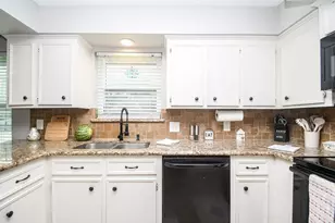 2107 Richmond Dr, Richmond, TX 77406 - Photo 7