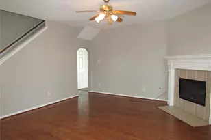 3519 Englewood Dr, Pearland, TX 77584 - Photo 11