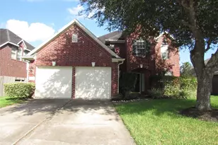 3519 Englewood Dr, Pearland, TX 77584 - Photo 1
