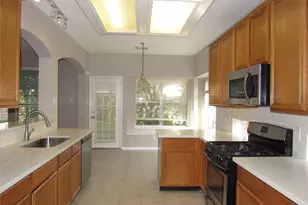 3519 Englewood Dr, Pearland, TX 77584 - Photo 9