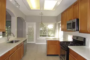 3519 Englewood Dr, Pearland, TX 77584 - Photo 9