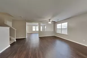 6439 Lily Hollow Ct, Spring, TX 77379 - Photo 3