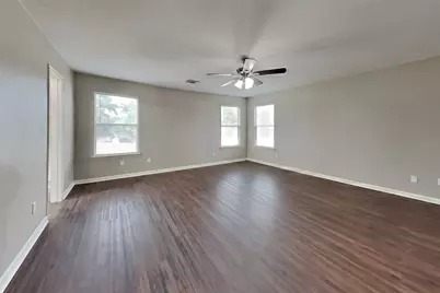 6439 Lily Hollow Court, Spring, TX 77379 - Photo 7