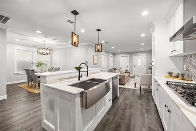 1405 Walton Street, Houston, TX 77009 - Photo 9