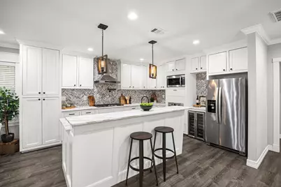 1405 Walton Street, Houston, TX 77009 - Photo 11