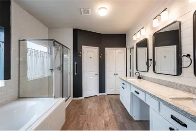 1851 Belle Place, Alvin, TX 77511 - Photo 17