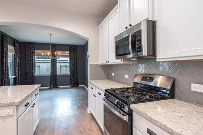 1851 Belle Place, Alvin, TX 77511 - Photo 11