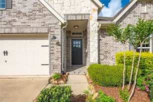 1851 Belle Pl, Alvin, TX 77511 - Photo 3