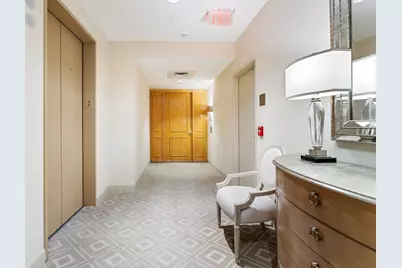 1100 Uptown Park Boulevard #23, Houston, TX 77056 - Photo 17