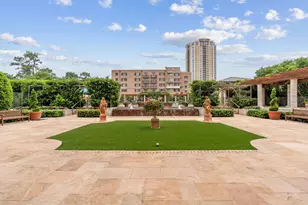 1100 Uptown Park Blvd, Houston, TX 77056 - Photo 25