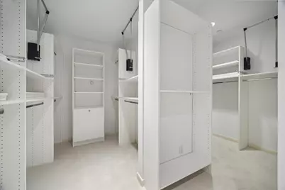 1100 Uptown Park Boulevard #23, Houston, TX 77056 - Photo 15