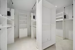 1100 Uptown Park Blvd, Houston, TX 77056 - Photo 15