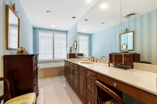 1100 Uptown Park Blvd, Houston, TX 77056 - Photo 13