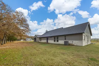 2324 County Road 353, Gause, TX 77857 - Photo 27