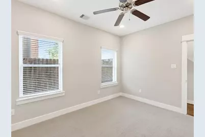 2014 Saint Charles Street, Houston, TX 77003 - Photo 9