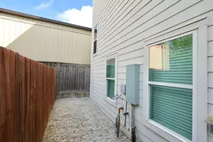 2014 St Charles St, Houston, TX 77003 - Photo 37