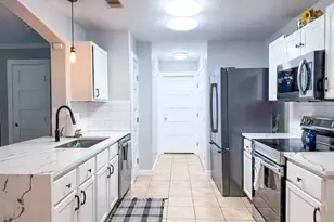 11210 Amber Park Dr, Conroe, TX 77303 - Photo 9