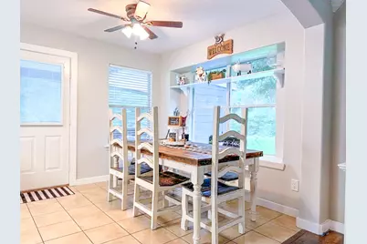 11210 Amber Park Drive, Conroe, TX 77303 - Photo 9