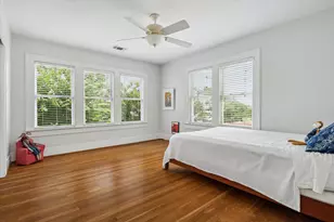 1656 Norfolk St, Houston, TX 77006 - Photo 19