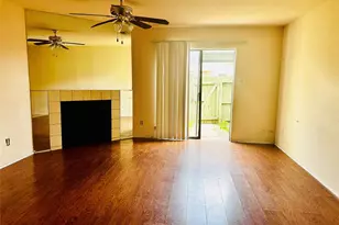 12656 Windsor Village Dr, Houston, TX 77071 - Photo 7