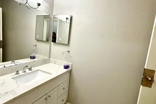 8801 Hammerly Blvd, Houston, TX 77080 - Photo 9