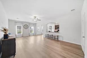 15327 Central Lakes Dr, Humble, TX 77396 - Photo 5