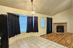 8731 Croteau Dr, Houston, TX 77044 - Photo 5
