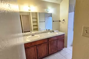 8731 Croteau Dr, Houston, TX 77044 - Photo 15