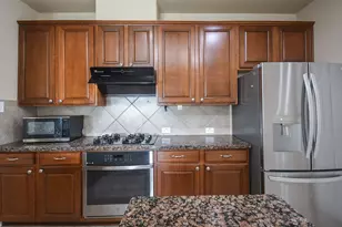 6006 Lamb Creek, Missouri City, TX 77459 - Photo 5