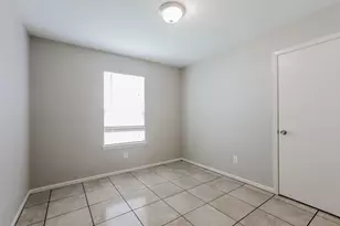 19615 Plantation Tree Ct, Katy, TX 77449 - Photo 5