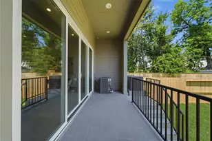 827 W 16th St, Houston, TX 77008 - Photo 7