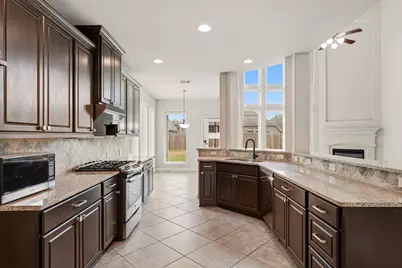 2915 Oakmist Ridge Lane, Pearland, TX 77584 - Photo 11