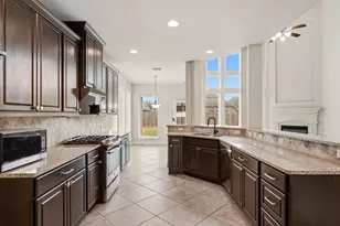 2915 Oakmist Ridge Ln, Pearland, TX 77584 - Photo 11